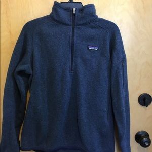 SOLD Patagonia half-zip pullover